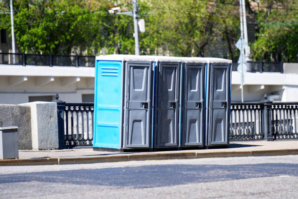 Porta potty delivery and setup in Clinton, MD